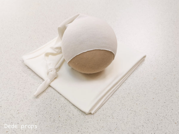 RILEY hat & wrap - newborn size