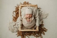 DACIAN hat & wrap - newborn size