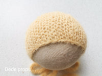 VANILLA hat- newborn size