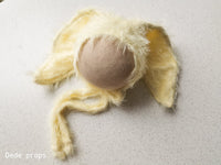 ISIDORE bunny bonnet - newborn size