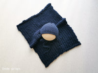 NAVY BLUE SNOW hat- newborn size