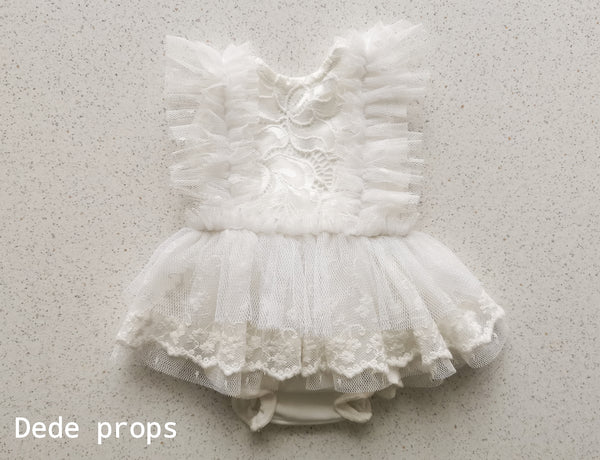 EARLEEN romper - newborn size